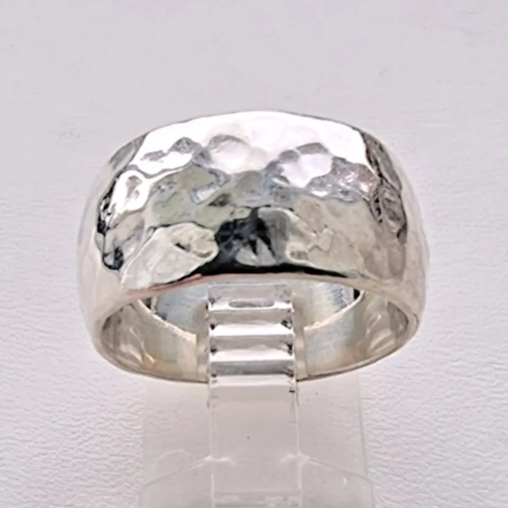 Silpada Vintage Heavy Hammered 
Sterling Silver Wide Band Ring Size 8 - Picture 7 of 8